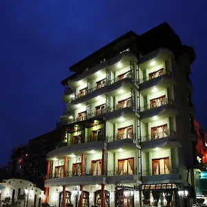 Dinasty 4* Tirana