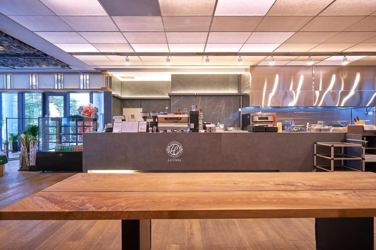 Sotetsu Hotels The Splaisir Seoul Myeongdong